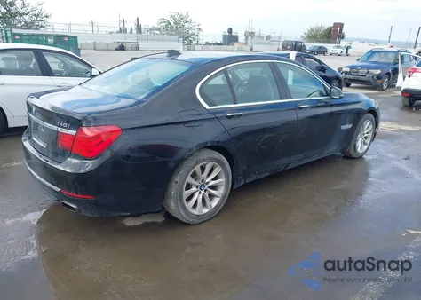 2013 BMW 740I z USA, uszkodzony, nr VIN WBAYA6C56DC995248